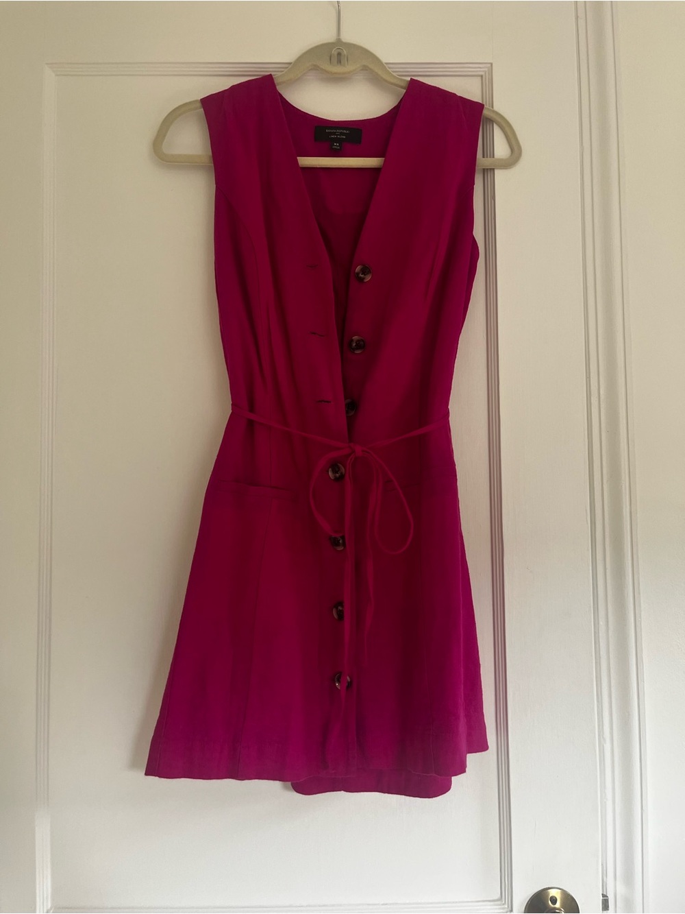 Banana Republic Sleeveless Button-Front Magenta Dress with Tie Waist